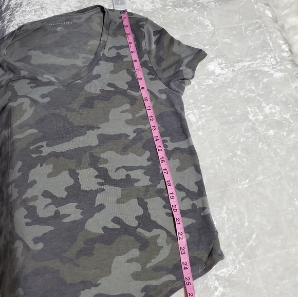 American Eagle Outfitters Camo V Neck Tee - Picture 6 of 6